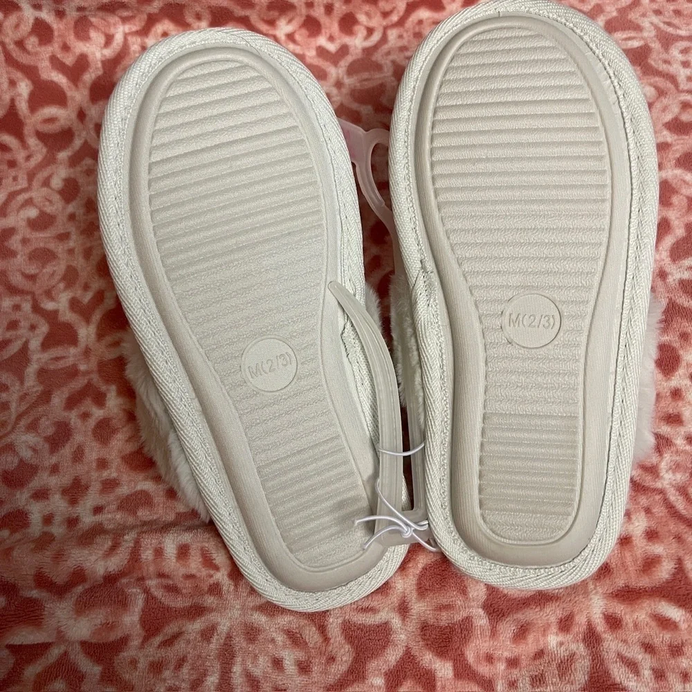 Cat & Jack Glittery Kids' Slippers with Plush Trim